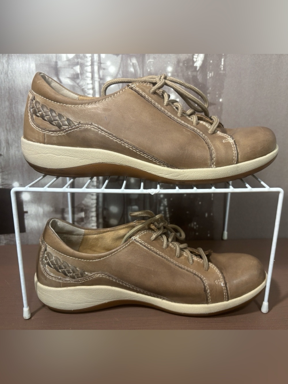 Women’s Dana Aetrex Casual Lace-Up Leather loafers in “ warm grey”